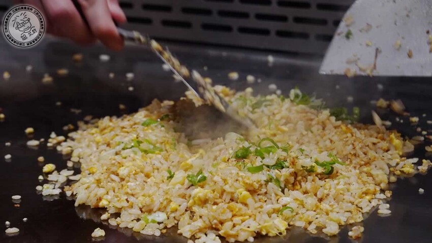 台北中山區鐵板燒!御-A Teppanyaki 鐵板燒活龍蝦超彈牙,免費卡拉OK唱到飽。