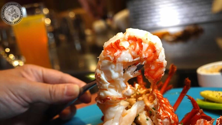 台北中山區鐵板燒!御-A Teppanyaki 鐵板燒活龍蝦超彈牙,免費卡拉OK唱到飽。