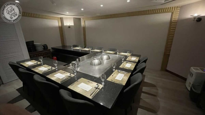 台北中山區鐵板燒!御-A Teppanyaki 鐵板燒活龍蝦超彈牙,免費卡拉OK唱到飽。