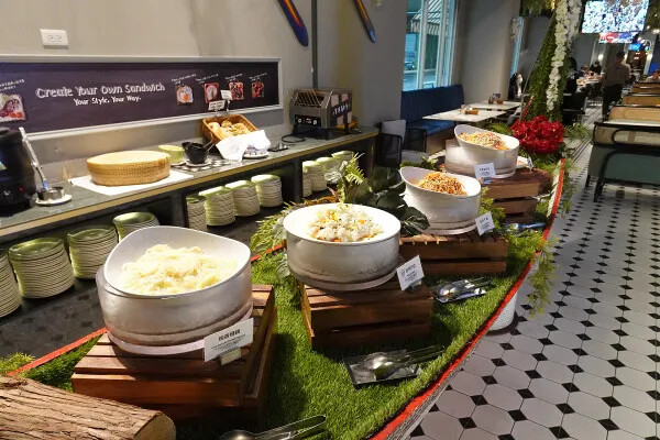 林口芝加哥音樂餐廳食記，有排餐、自助吧及現場演唱林口聚餐、林口約會、慶生首選，唐人街系列新菜色挑戰味蕾(林口芝加哥音樂餐廳菜單)