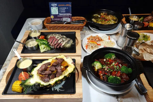林口芝加哥音樂餐廳食記，有排餐、自助吧及現場演唱林口聚餐、林口約會、慶生首選，唐人街系列新菜色挑戰味蕾(林口芝加哥音樂餐廳菜單)