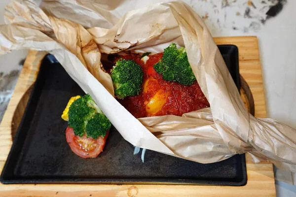 林口芝加哥音樂餐廳食記，有排餐、自助吧及現場演唱林口聚餐、林口約會、慶生首選，唐人街系列新菜色挑戰味蕾(林口芝加哥音樂餐廳菜單)
