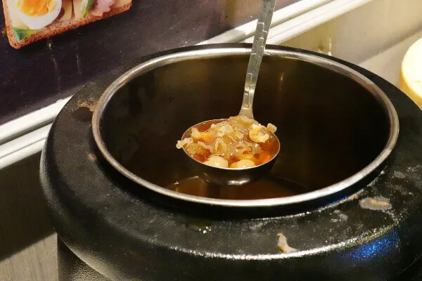 林口芝加哥音樂餐廳食記，有排餐、自助吧及現場演唱林口聚餐、林口約會、慶生首選，唐人街系列新菜色挑戰味蕾(林口芝加哥音樂餐廳菜單)