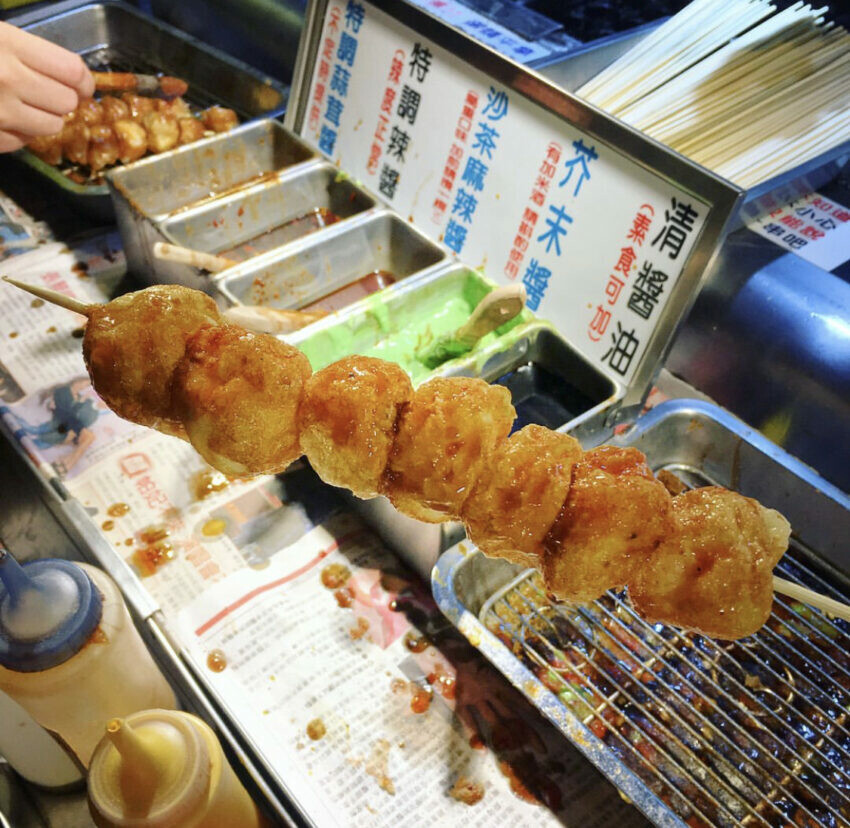 桃園中壢中原夜市美食攻略：精選12家大學生必吃排隊小吃，讓你輕鬆制霸中原夜市！