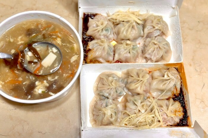 台中早餐在地老饕帶路!忠孝夜市必吃無名虱目魚粥、滷到入味的Q彈爌肉飯!