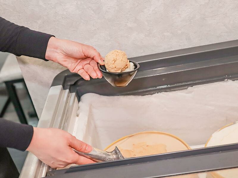 新竹竹北上班族午餐首選:「竹北屋野職人燒肉」炙燒牛五花丼飯、鹹酥雞丼飯超優惠!