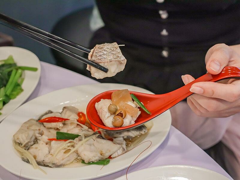 半夜也能喝到的鮮美!新竹魚湯「享好鮮魚湯」,必嚐鱸魚湯、海鮮粥!