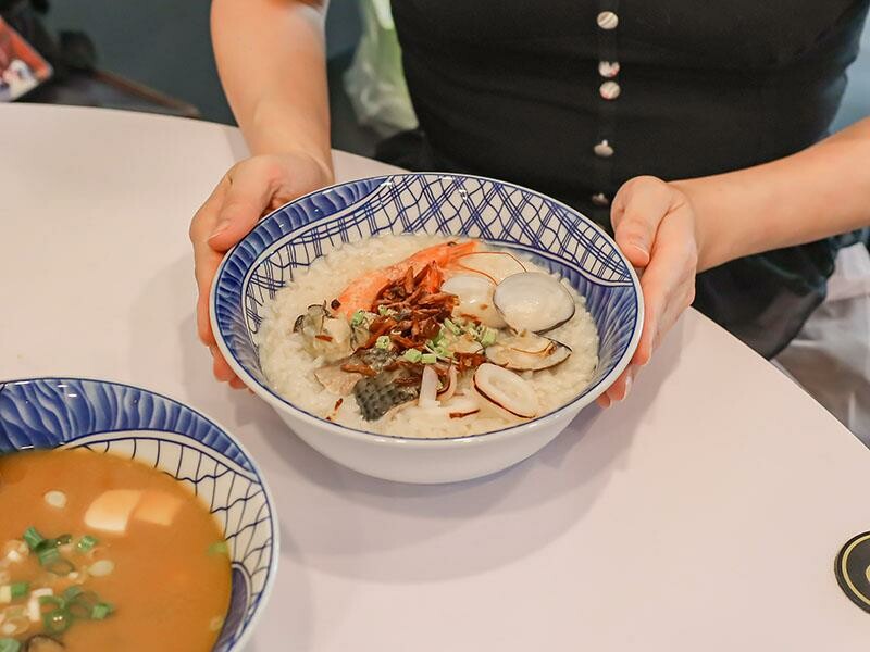半夜也能喝到的鮮美!新竹魚湯「享好鮮魚湯」,必嚐鱸魚湯、海鮮粥!