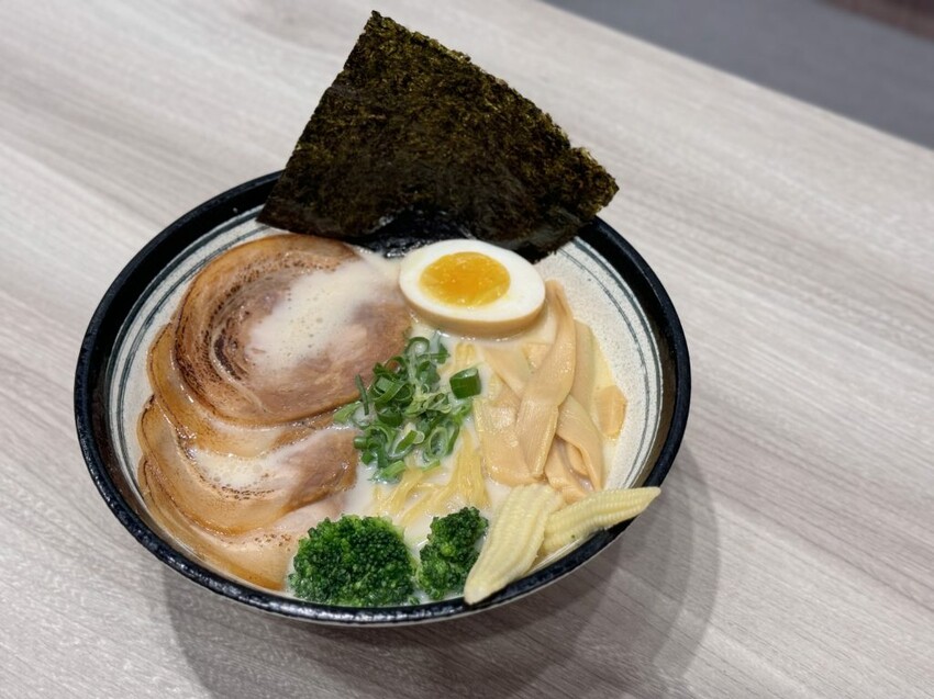 蘆洲美食【津川拉麵】內用飲料、雪花冰免費！CP質超高！ - 雁雁｜美食 旅遊 生活娛樂