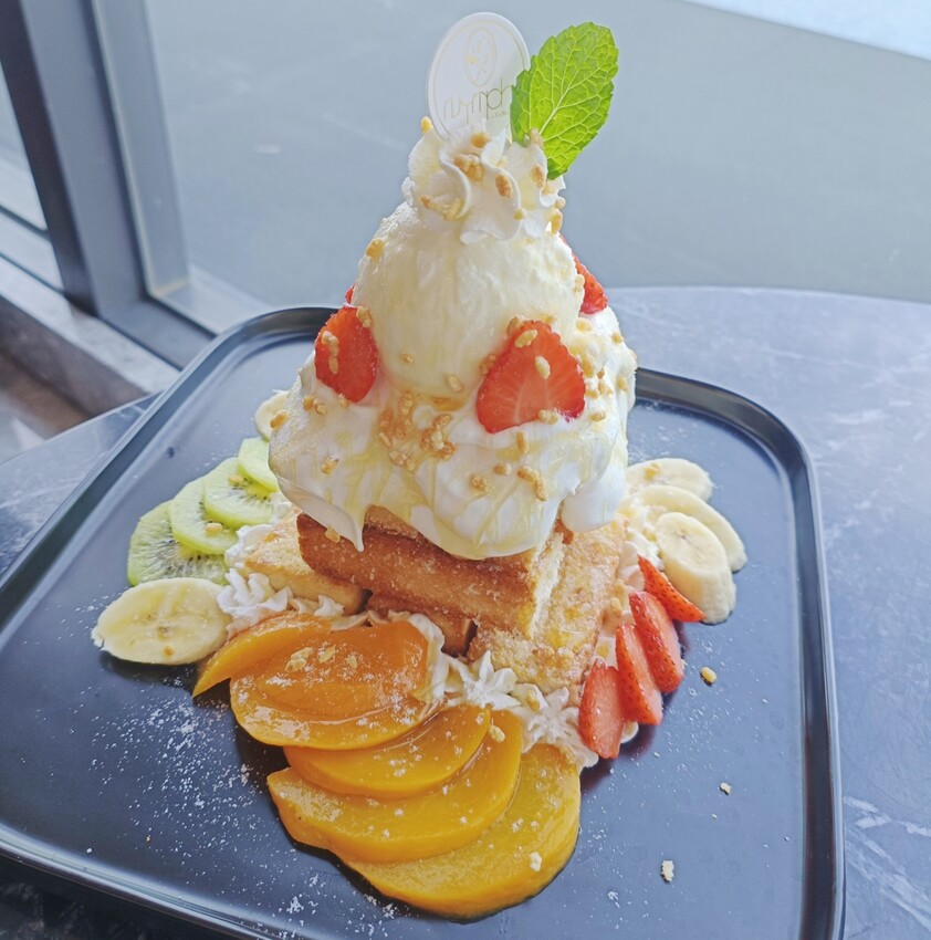 新竹咖啡廳推薦洗版IG！NYMPH精靈星空咖啡廳高空景觀，蜜糖吐司必吃。（歇業）