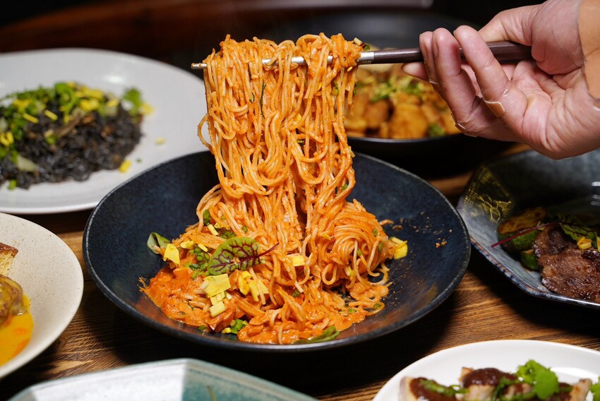 苗栗低調寶藏店「阿發西式小食室」,絕對是約會聚餐首選推薦!每道精緻擺盤的料理都只要$100~$200,真的相當平價,重點還很好吃又有特色! - 阿華田的美食日記