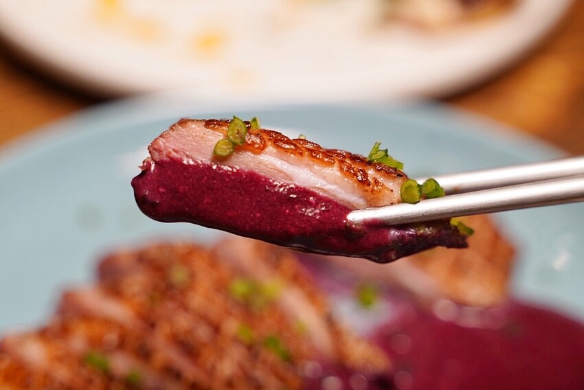 苗栗低調寶藏店「阿發西式小食室」,絕對是約會聚餐首選推薦!每道精緻擺盤的料理都只要$100~$200,真的相當平價,重點還很好吃又有特色! - 阿華田的美食日記