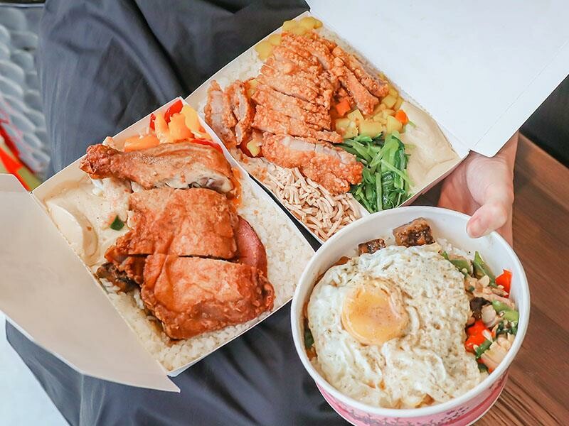 新村便當關新店來啦！招牌雜碎飯一吃就愛上，新竹眷村便當好滋味，園區外送首選！