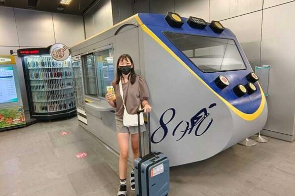 台南美食老宅新甜點！獻烘焙圓可頌開賣，愛吃甜點別錯過。