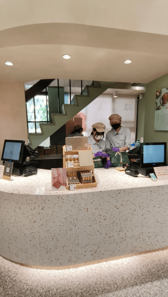 台南美食老宅新甜點！獻烘焙圓可頌開賣，愛吃甜點別錯過。