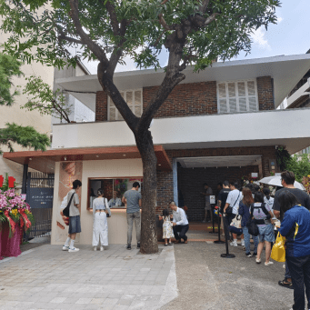 台南美食老宅新甜點！獻烘焙圓可頌開賣，愛吃甜點別錯過。