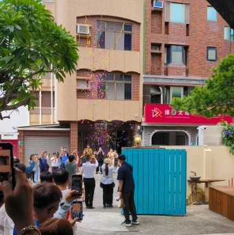 台南美食老宅新甜點！獻烘焙圓可頌開賣，愛吃甜點別錯過。