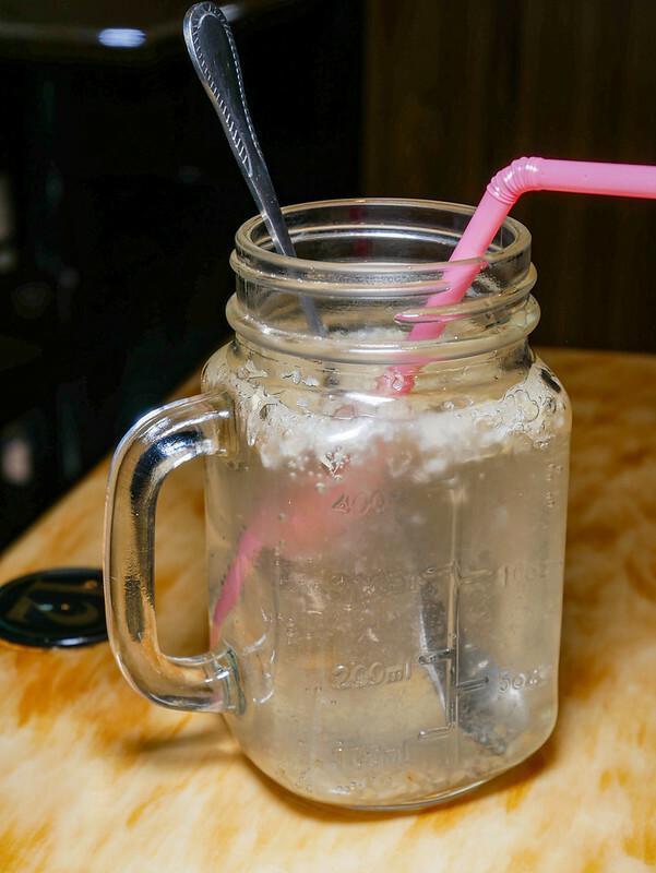 公館平價港式美食!沙嗲士多必吃沙嗲串燒、港式雲吞,讓你一秒飛香港。