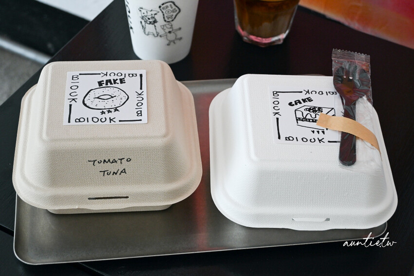 宜蘭咖啡廳新開幕!五結BlOCK COFFEE超吸睛工業風塗鴉,必喝濃郁澳式咖啡,還是寵物友善。