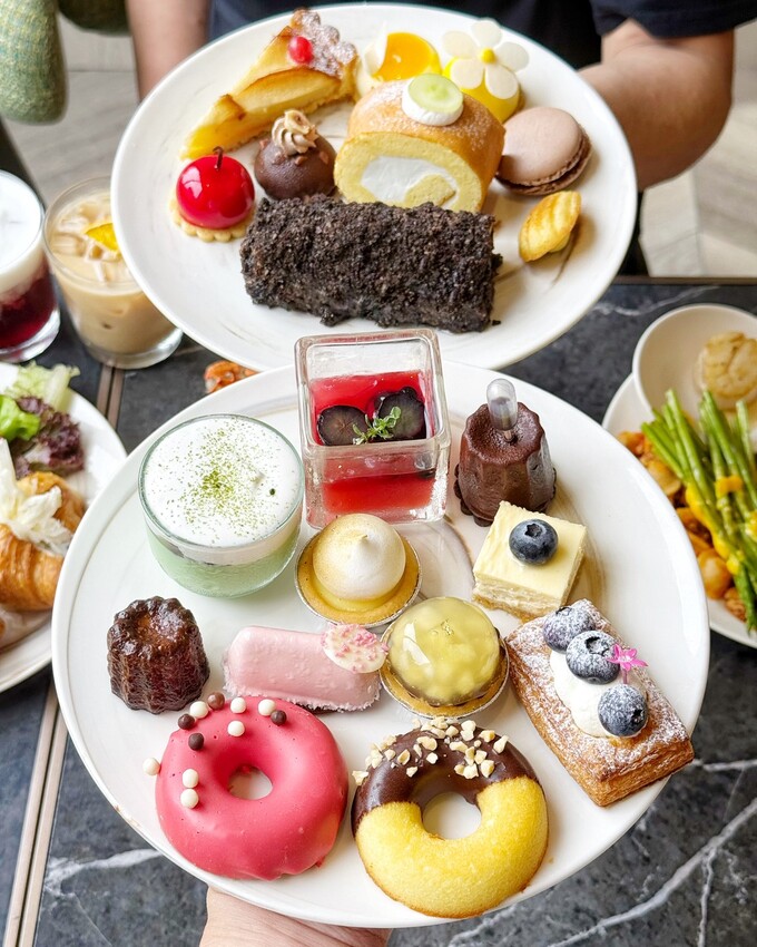 開箱新竹Buffet界黑馬「莫內饗宴」,必吃亮點一次告訴你!百道鮮奢料理隨你吃,完勝旭集!凡用餐還能免費體驗千坪休閒娛樂設施!(煙波大飯店新竹湖濱館) - 阿華田的美食日記