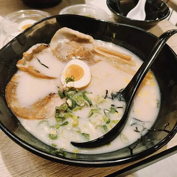 新北鶯歌麵享享牛肉麵~豚骨拉麵~內用點主餐~豆漿~豆花~飲料