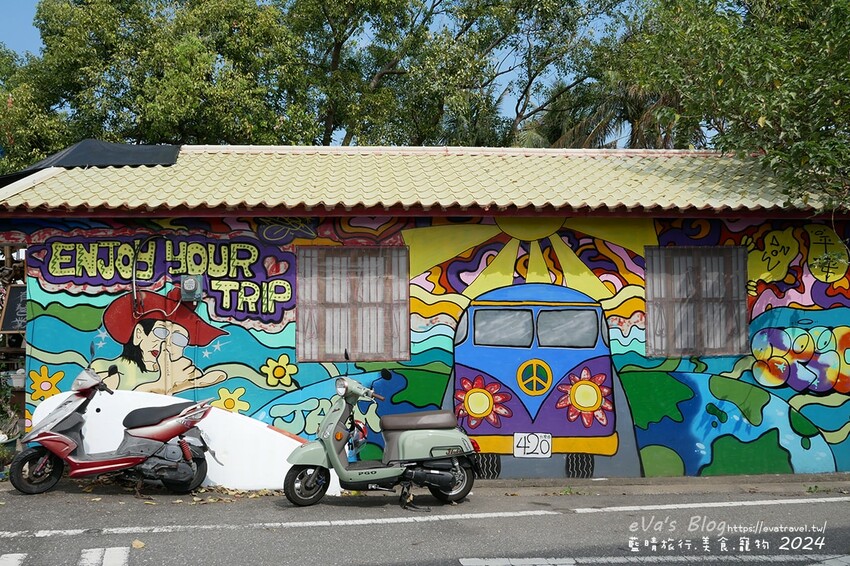 台東縣東河鄉【台東牛肉麵推薦】老爹廚房寵物友善餐廳｜清燉牛腩麵＋姥姥牛肉拌麵，白天是麵店、晚上變Lounge Bar！。台東小吃