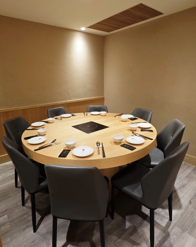 只有內行人才知道的私藏美味【騰壽司鍋物】探訪藝人圈口耳相傳的日式無菜單名店. - 老爺爺與小老婆