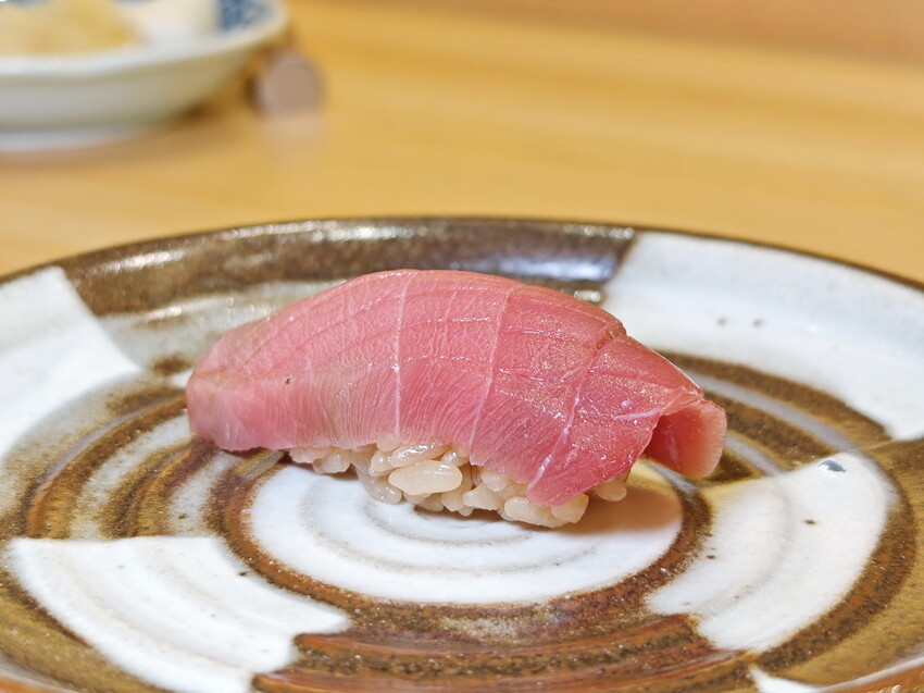 只有內行人才知道的私藏美味【騰壽司鍋物】探訪藝人圈口耳相傳的日式無菜單名店. - 老爺爺與小老婆