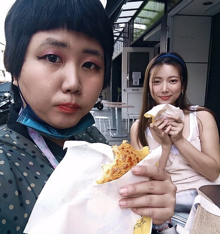 高雄市楠梓區【🍍高雄也有這麼Chill的港式下午茶!】香江港式波蘿茶飲 ✨彷彿瞬間飛到香港小旅行🌈