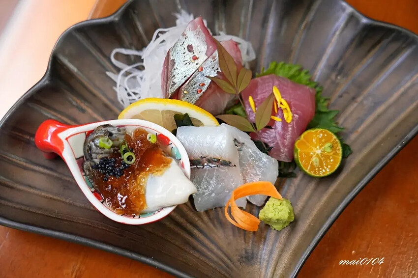 台中隱藏版老字號日料！桃太郎日式料理～日式庭園、私人包廂的用