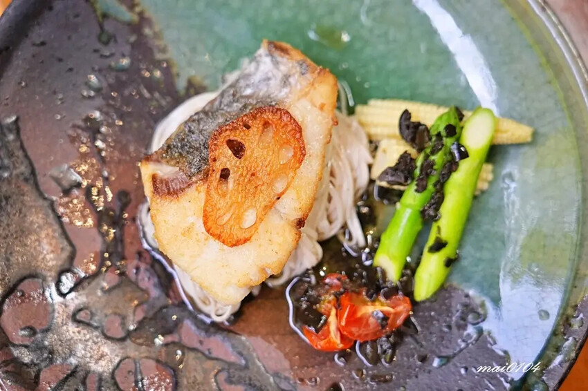 台中隱藏版老字號日料！桃太郎日式料理～日式庭園、私人包廂的用