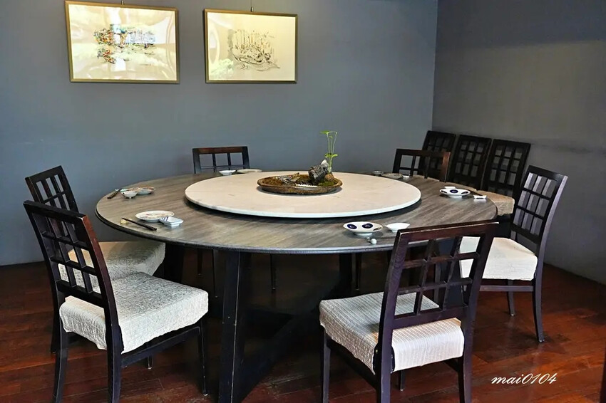 台中隱藏版老字號日料！桃太郎日式料理～日式庭園、私人包廂的用