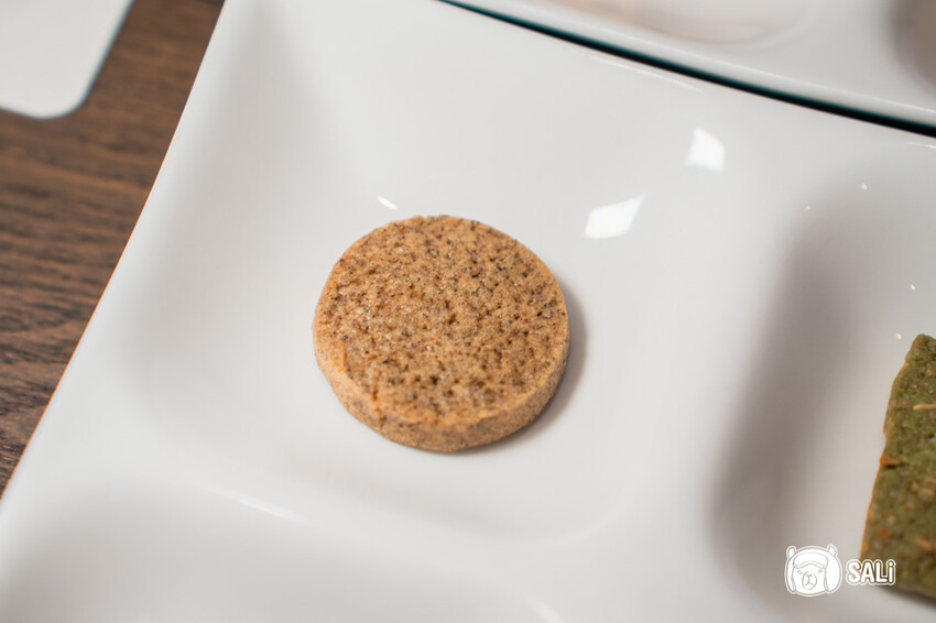 喜餅試吃|babapova 台中手工喜餅客製化推薦,小盒數自由搭,新人最愛高 CP 值喜餅 - 莎笠,小日子