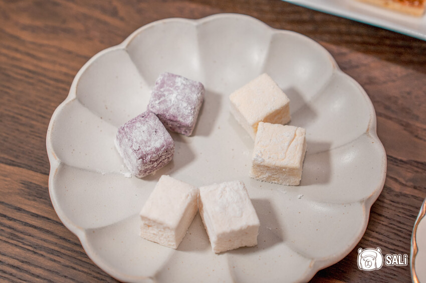 喜餅試吃|babapova 台中手工喜餅客製化推薦,小盒數自由搭,新人最愛高 CP 值喜餅 - 莎笠,小日子