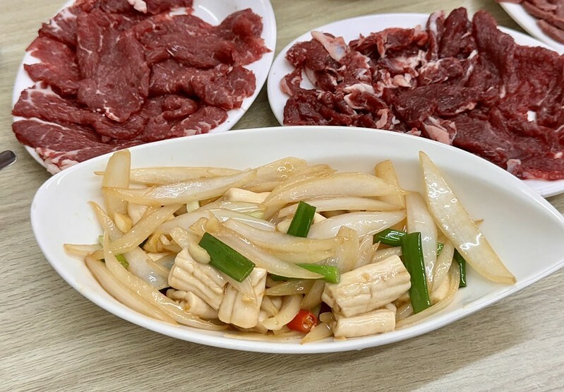 板橋溫體牛肉湯激推,台南道地原汁原味,個人牛肉火鍋。