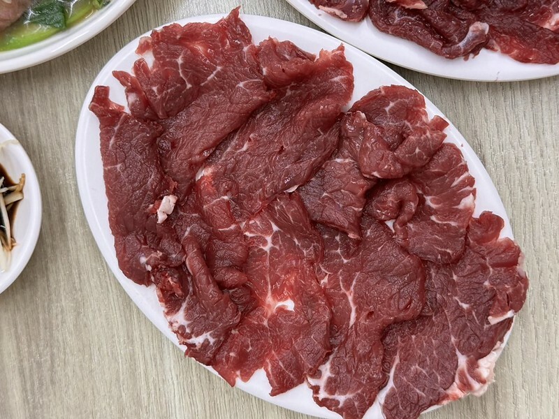 板橋溫體牛肉湯激推,台南道地原汁原味,個人牛肉火鍋。