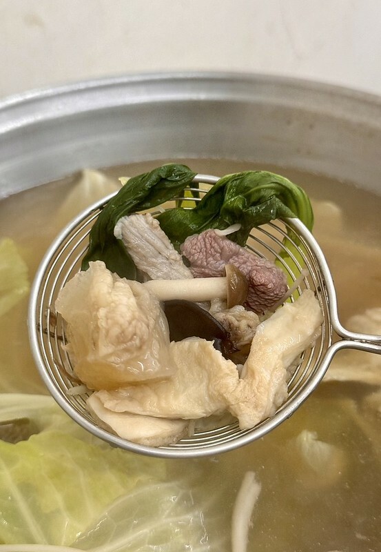 板橋溫體牛肉湯激推,台南道地原汁原味,個人牛肉火鍋。