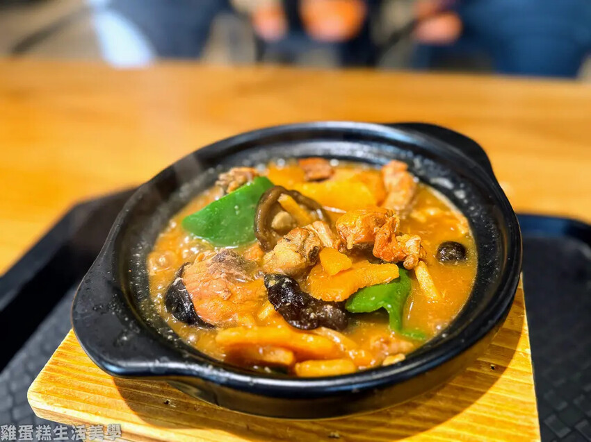 【新竹食記】元爵味黃燜雞米飯(新竹竹東店) -