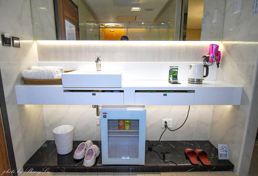 頂級斯林百蘭名床，裝潢設備媲美五星級飯店