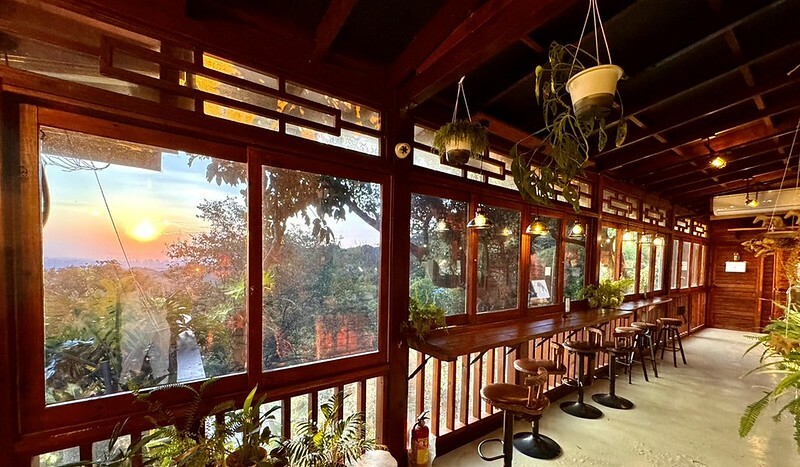 桃園市龜山區秘境咖啡【霖咖啡 lincafe’】絕美夕陽風景配美食