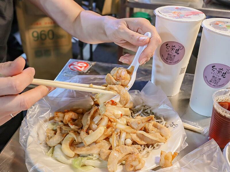 週末去哪玩?新竹東區必逛夜市報到!美食推薦、娛樂一網打盡!