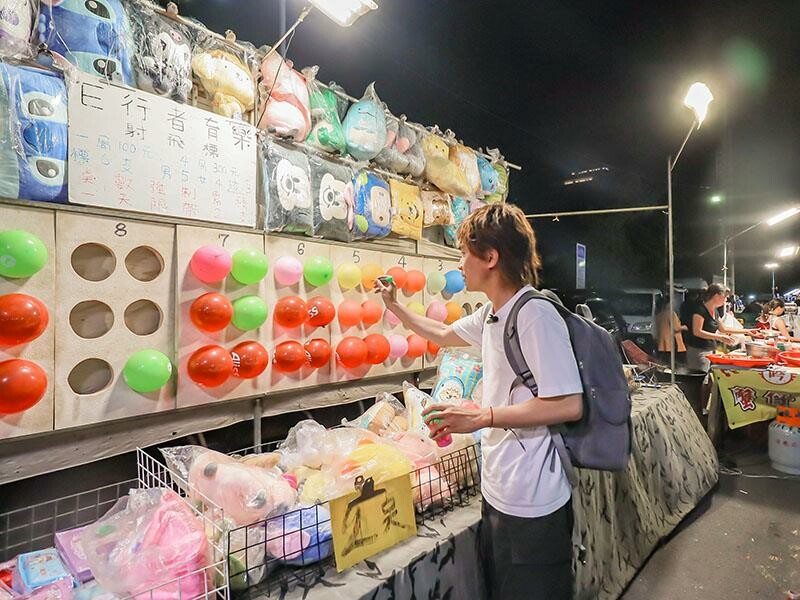 週末去哪玩?新竹東區必逛夜市報到!美食推薦、娛樂一網打盡!