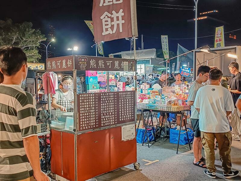 週末去哪玩?新竹東區必逛夜市報到!美食推薦、娛樂一網打盡!