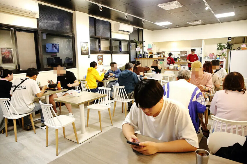 韓大媽韓式料理。中和新開幕道地韓式料理，平價高CP值餐廳，多