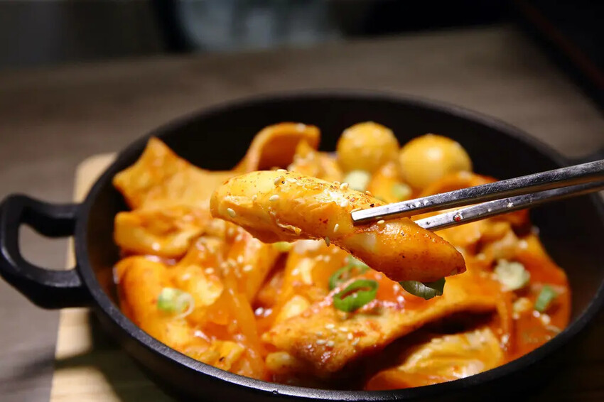 韓大媽韓式料理。中和新開幕道地韓式料理，平價高CP值餐廳，多