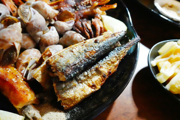 台北市文山區盡興吃喝不用再找地方續攤的不限時餐廳-雞老闆桶仔雞,吃飯還能唱歌的聚餐餐廳,外帶、拜拜景美烤雞