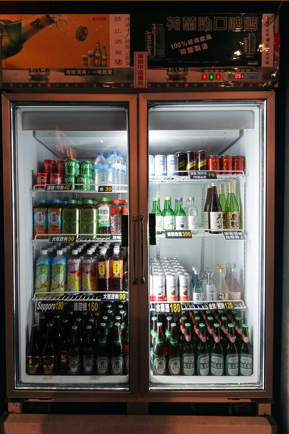 台北市文山區盡興吃喝不用再找地方續攤的不限時餐廳-雞老闆桶仔雞,吃飯還能唱歌的聚餐餐廳,外帶、拜拜景美烤雞