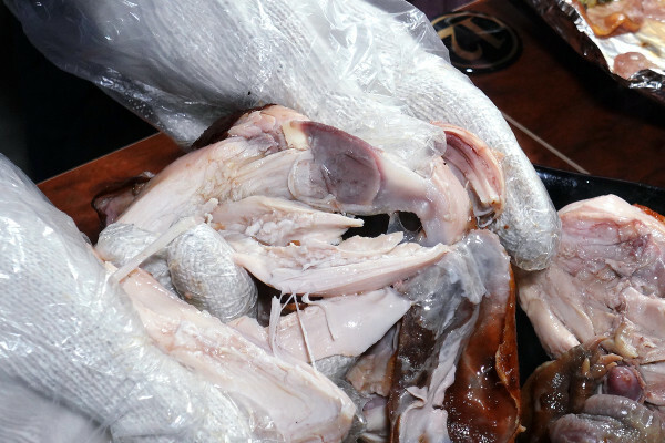 台北市文山區盡興吃喝不用再找地方續攤的不限時餐廳-雞老闆桶仔雞,吃飯還能唱歌的聚餐餐廳,外帶、拜拜景美烤雞