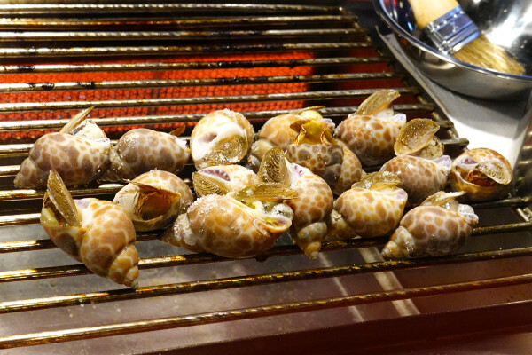 台北市文山區盡興吃喝不用再找地方續攤的不限時餐廳-雞老闆桶仔雞,吃飯還能唱歌的聚餐餐廳,外帶、拜拜景美烤雞