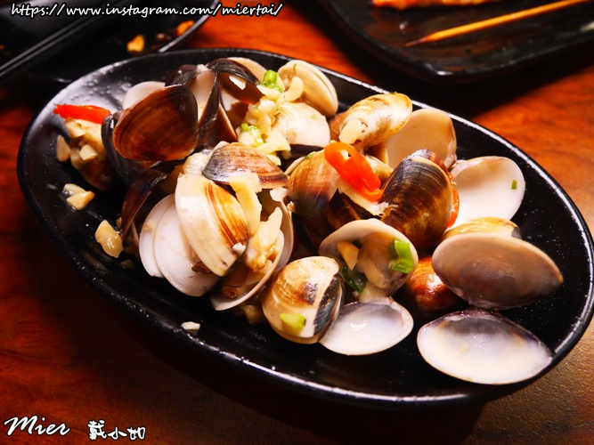 台北|| 文山區 雞老闆 桶仔雞 景美店  油亮皮脆肉嫩多汁